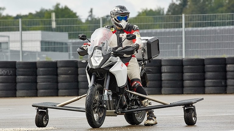 Entwicklungen für die Zukunft der Motorradsicherheit