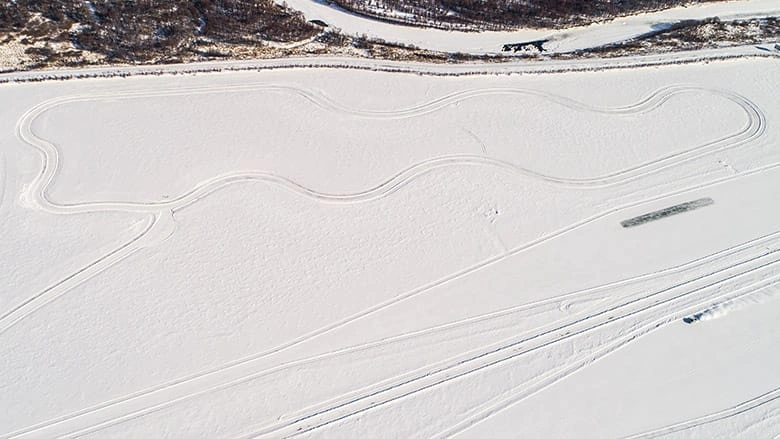 Top view of lake handling course.
