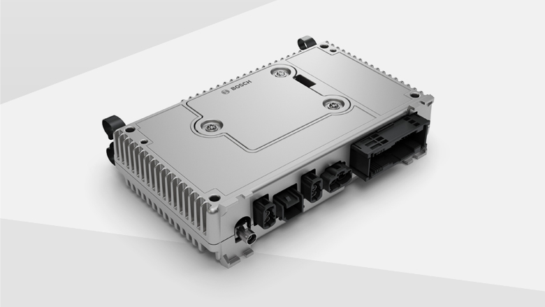 Connectivity control unit for commercial vehicles